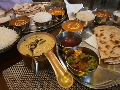 Repas dans un resturant de New Delhi